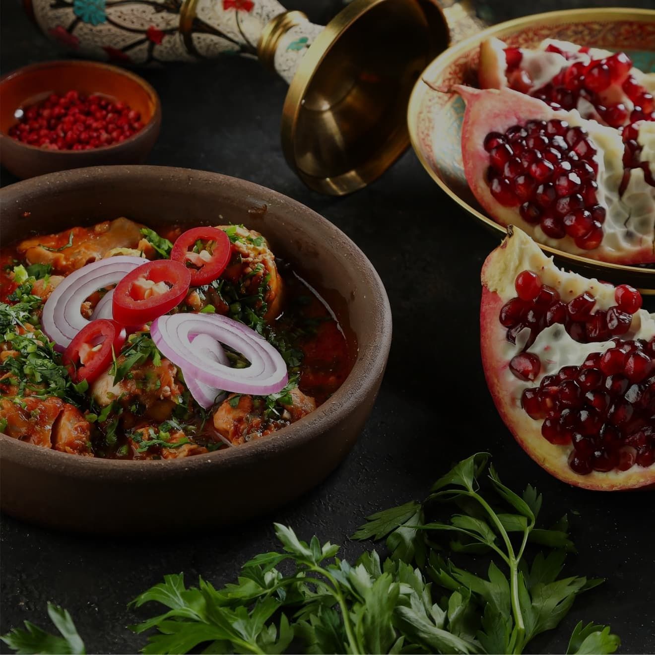 Лёгкая улыбка вековых традиций