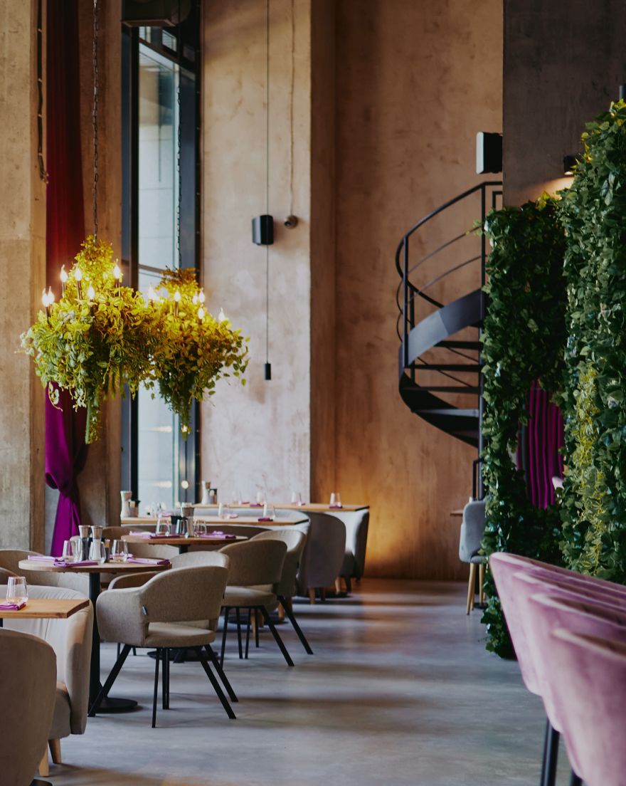 Ресторан с лаунж зоной в Санкт-Петербурге