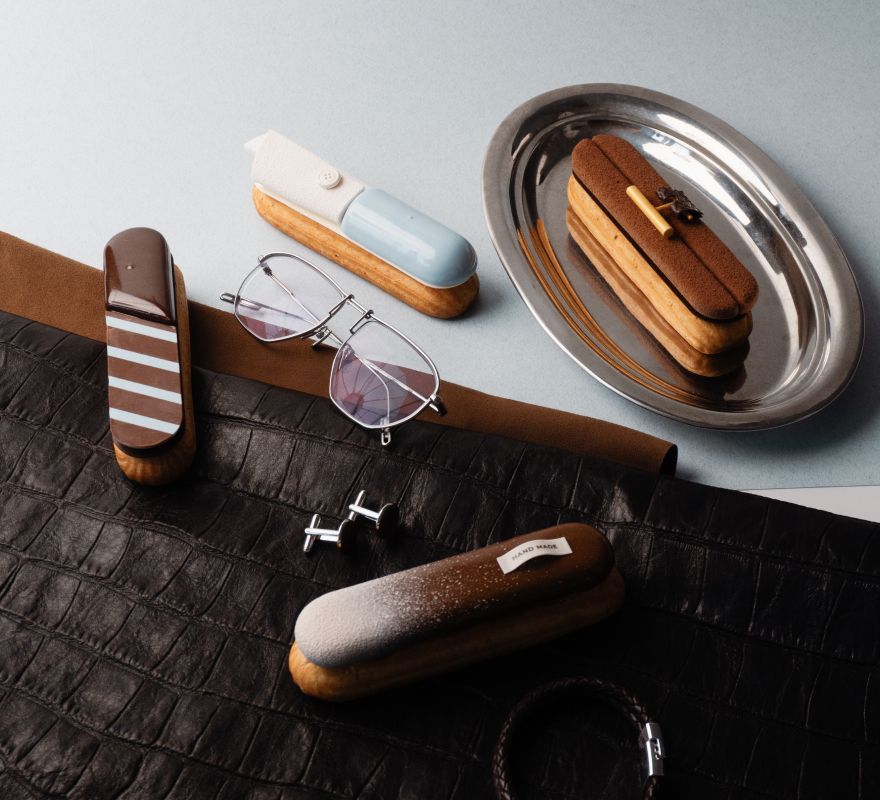 эклеры, булки и еда