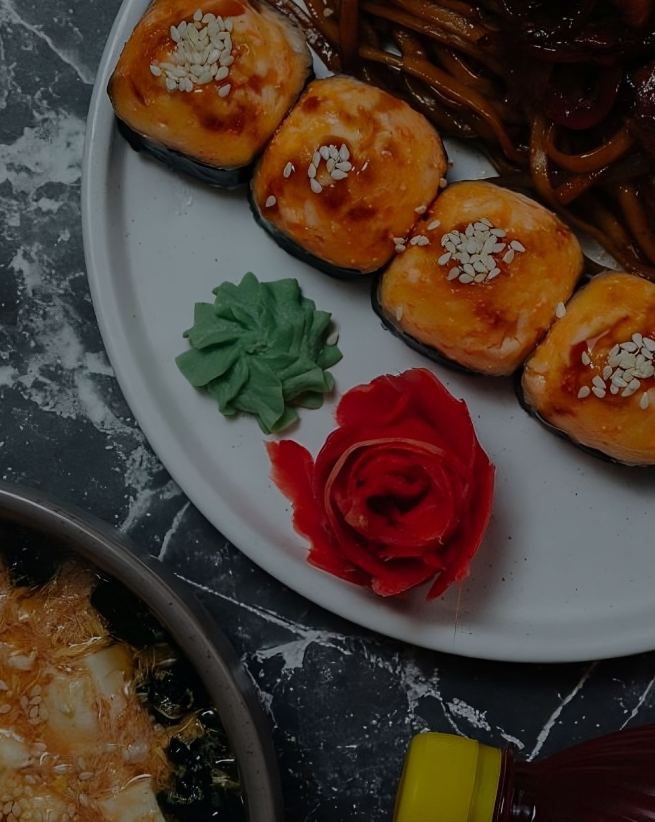 Суши, роллы, вок