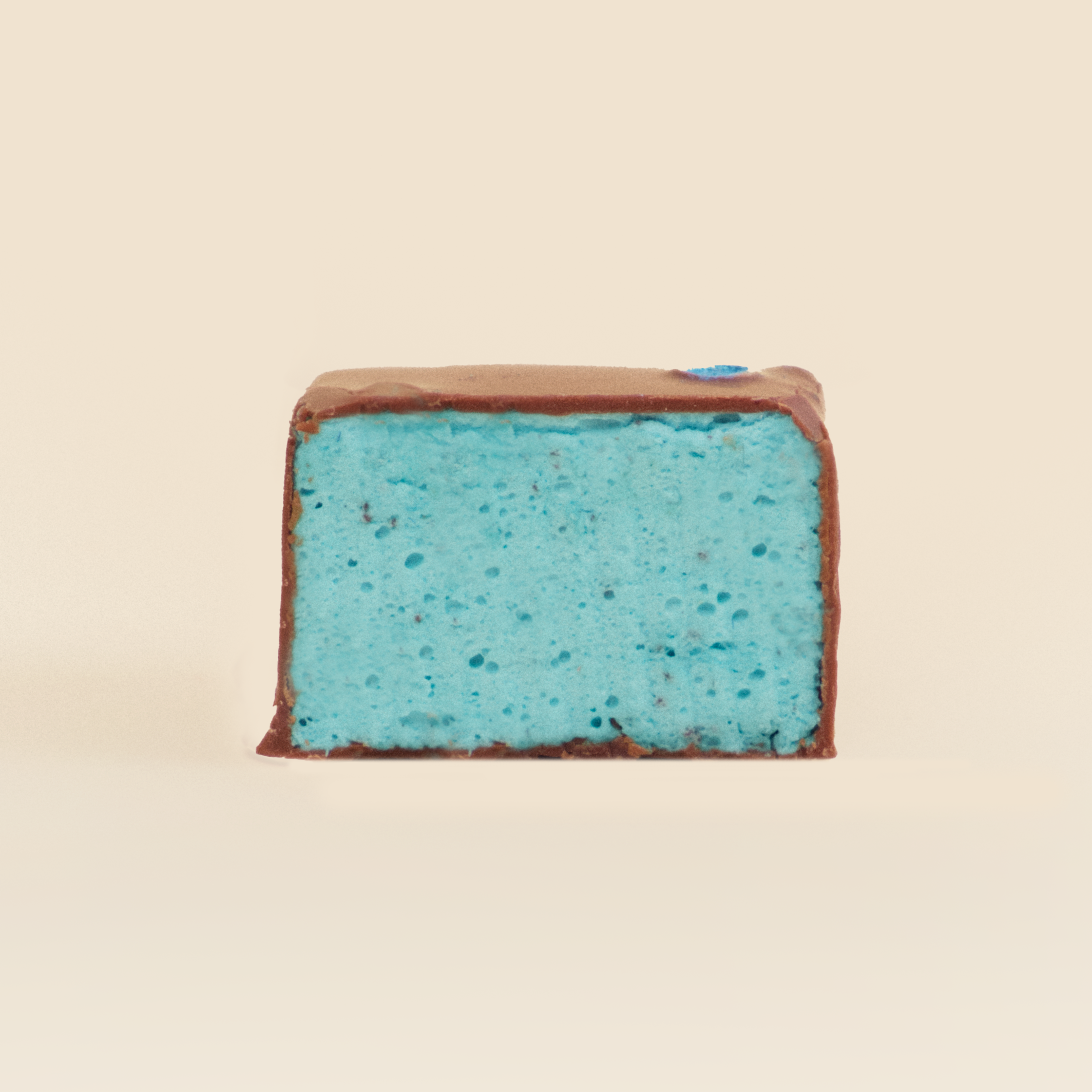 Культурная птичка "Черничный бабл-гам"