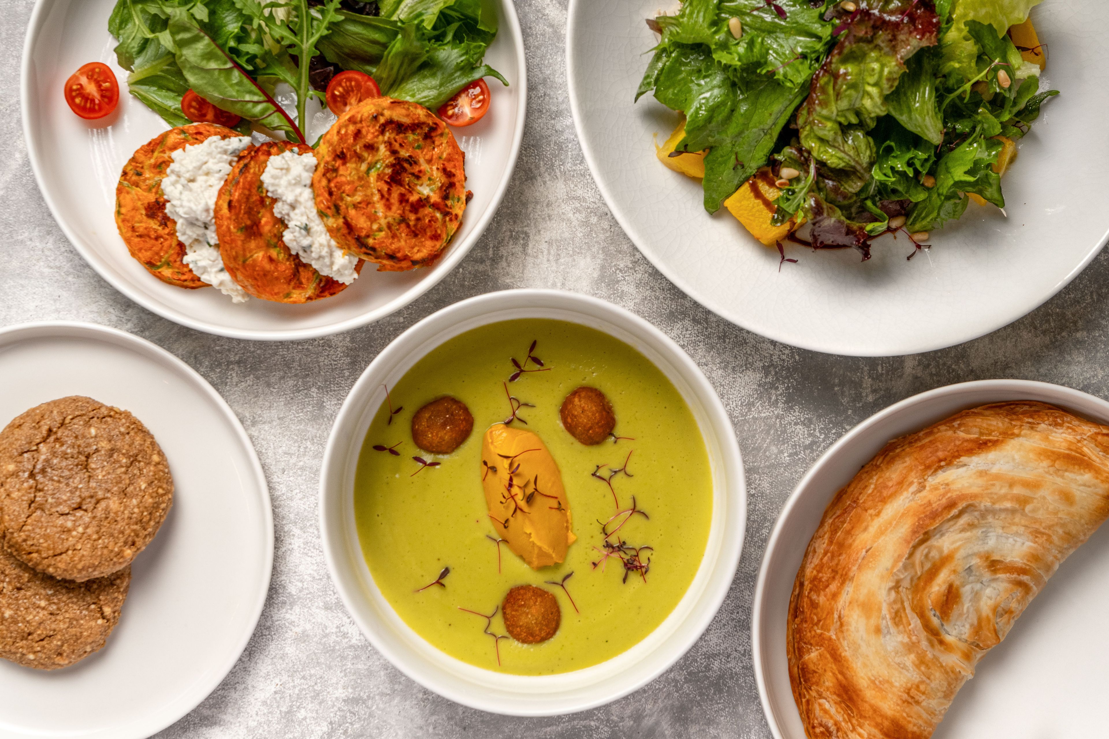 Популярное городское кафе со здоровой едой на каждый день 